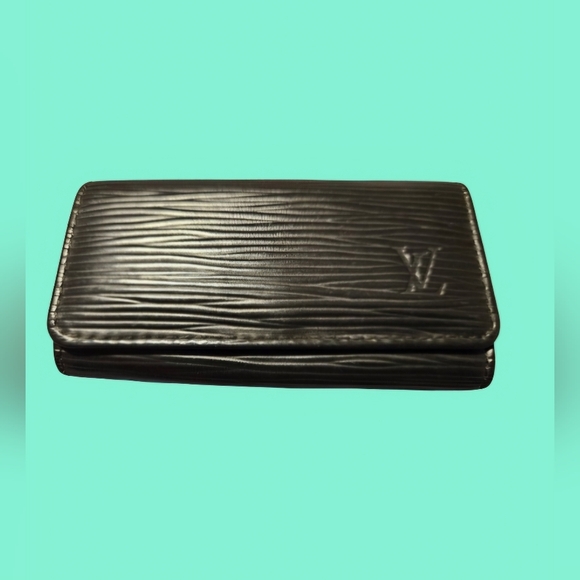 Louis Vuitton Handbags - LOUIS VUITTON - PRISTINE LV EPI KEY CASE